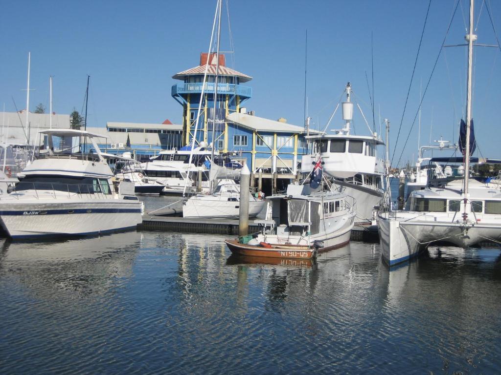Dockside Apartments Mooloolaba Bagian luar foto